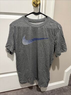 Nike Gray Short Sleeve Tee with Blue Gradient Swoosh